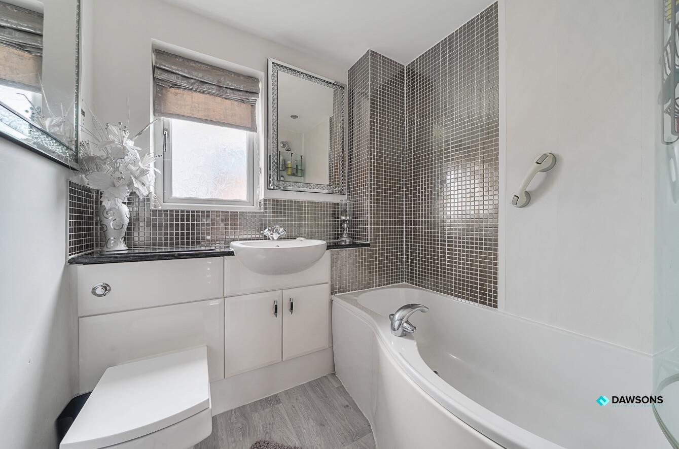 Pentre Doc Y Gogledd, Llanelli, SA15 2LD